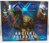 ALIEN VS PREDATOR : ANCIENT PREDATOR ACTION FIGURE MADE BY HOT TOYS