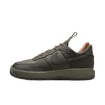 Nike Homme Air Force 1 Wild Sneaker, Vert, 38 EU