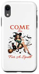 Coque pour iPhone XR 2024 Halloween Sorcière Pin Up Girl Come In For A Spell Vintage