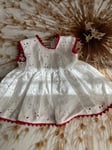 robe neuve pour poupee plutot corolle en dentelle blanche