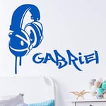 Stickers Prénom personnalisé | Sticker Autocollant Casque de Musique Graffiti - Décoration Murale Chambre Enfant | 2 Planches de 25 x 10 cm et 50 x 30 cm – Bleu Marine