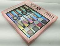 MissGUIDED Jaw to the Floor Beauty Make Up Vending Machine Gift Set RRP £40