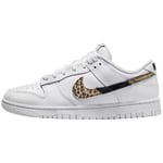 Baskets basses Nike  DUNK LO SE LEOPARD