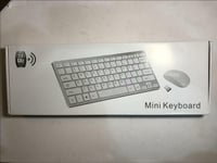 Black Wireless MINI Keyboard & Mouse Set for Windows 10 PC English UK Layout