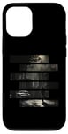 Coque pour iPhone 15 Midnight Shadows : Les rues solitaires