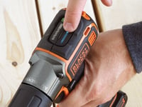 Black+Decker 18V Borr-/Skruvdragare 2 X 1,5Ah Li-Ion Autosense + Väska Asd18kb