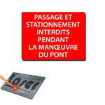 Plaque gravée autocollante 20x15 cm "Passage interdit man¿uvre" fond rouge