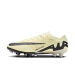 Nike Homme Zoom Vapor 15 Elite SG-Pro AC Chaussures de Football, Lemonade Black MTLC Gold Coin, 39 EU