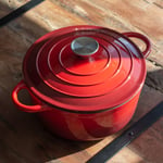 Cast Iron Casserole Dish with Lid Round 24cm Red Oven Hob Large Deep Baking Pan