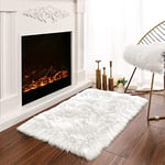 Latepis Tapis Blanc 60x90 cm Tapis Doux en Fausse Fourrure Blanc Petit Tapis Flauschig pour Couloir Lavable Shaggy Tapis Doux Décoration de Chambre