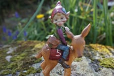 97244 FIGURINE TROLL DAIM N° 5  FORET CHASSE  FEE  PIXIE ELFE PIXIES BAMBIE CERF