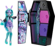 Monster High Doll and Fashion Set, Twyla Doll, Skulltimate Secrets: Neon Frights, Dress-Up Locker with 19+ Surprises, HNF82