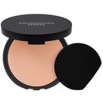 bareMinerals BarePRO 24H Skin-Perfecting Pressed Powd Light 20 Cool (8 g)