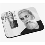 Tapis de souris Lady gaga barbue grosse barbe humour troll 2