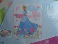 PLAID/COUVERTURE POLAIRE CENDRILLON  DISNEY PRINCESS NEUF 120 X 140