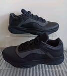 NIKE AIR JORDAN 11 CMFT LOW SIZE UK 9 EUR 44 (CW0784 003) BLACK / ANTHRACITE