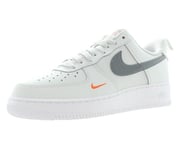 Nike Homme Air Force 1 '07 Sneaker, Photon Dust Cool Grey Safety Orange, 41 EU