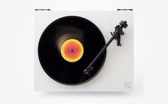 REGA PLANAR 2 White High Gloss / Carbon