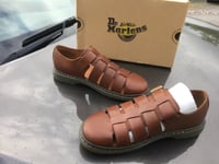 Dr Martens Fenton tan brown leather fisherman sandals UK 7 EU 41