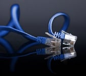 Shiverpeaks Basic-S U/Utp Flat Patchkabel, Cat.6, 10,0 M Blå, 2 X Rj 45-Kontakt, Pvc-Jacka, Guldpläterade Kontakter - 1 St (Sp720-Slb)