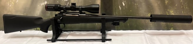 Demobrukt Sauer 100 i .308 med Kite kikkertsikte og Svemko Hunter 1.0 demper