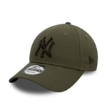 New Era 9Forty Strapback Cap - INFILL New York Yankees Olive