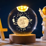 3D-kristallipallo LED-puisella pohjalla, USB-virtalähteellä lämmin valkoinen valo 3D Crystal Ball -yövalopistoke kodin sisustukseen, lapsille ja aikuisille