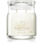 Yankee Candle Wedding Day scented candle Signature 368 g