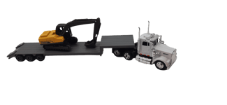 CAMION 1/43ème KENWORTH W900 BLANC AVEC REMORQUE ET PELLETEUSE