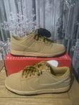 NIKE DUNK LOW RETRO SE WHEAT/GUM YELLOW MENS UK 10.5 EUR 45.5 US 11.5 HQ1932-700