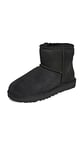 UGG Women's Classic Mini Ii Fashion Boot, Black, 6 UK