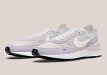 WOMENS NIKE WAFFLE ONE SIZE UK 7.5 EUR 42 (DN4696 100) SAIL / LIGHT SOFT PINK