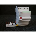 Schneider Electric - Bloc différentiel 40A 3P+N 30mA instantané type ac ProDis vigi TG40