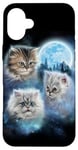 Coque pour iPhone 16 Plus Trois chats mignons engloutis dans les nuages de galaxie sous la lune glacée