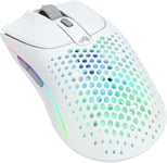 Gaming Model O 2 Wireless Souris de Jeu sans Fil - Hybride 2,4 GHz et Bluetooth, 68 g, superlégère, Batterie Longue durée, capteur 26K DPI, RGB, ambidextre, 6 Boutons, Pieds PTFE - Blanc