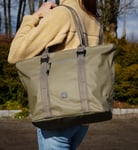 Db Essential Tote 25L Moss Green