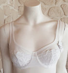 Soutien-gorge Generous broderie blanc neuf taille 90B marque Dim (g)