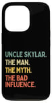 Coque pour iPhone 13 Pro Uncle Skylar Citation humoristique The Man The Myth The Bad Influence