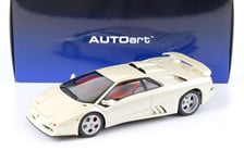 1:18 AUTOart Lamborghini diablo SE30 Jota 1995 Balloon Blanc / Pearl Blanc