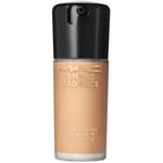 MAC Cosmetics Studio Radiance Serum-Powered Foundation 30 ml - NC27