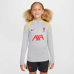 Liverpool Treningsgenser Dri-FIT Strike Drill 3. - Grå/Gul/Rød Barn - Nike, størrelse S: 128-137 cm