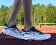 Hoka W SKYFLOW WIDE Black / White, US 7 / EU 38 2/3