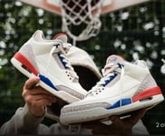 NIKE AIR JORDAN 3 RETRO (GS) ,,INTERNATIONAL FLIGHT ''  UK 6 EUR 40 (398614 140)