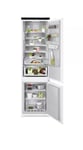 AEG 8000 Series 269 Litre 70/30 Integrated Fridge Freezer NSC8M191DS BEAND NEW