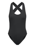 NIKE SWIM Nike Elevated Essential Pucker Crossback Piece Svart