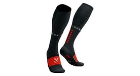 Chaussettes compressport full socks winter run noir rouge