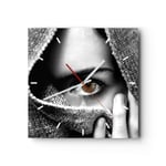 Horloge murale en verre 30x30cm Femme visage �charpe myst?re Wall Clock