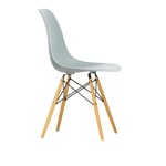 Vitra - Eames Plastic Chair DSW - 24 Light Grey - Golden Maple - Matstolar - Charles & Ray Eames - Grå - Metall/Trä/Plast