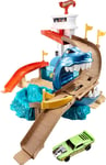 Hot Wheels Color Shifter Sharkport Showdown, Playset Shark Thematic, Includes To