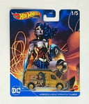 HOT WHEELS PREMIUM DC COMICS WONDER WOMAN #1/5 MERCEDES-BENZ SPRINTER TOURER